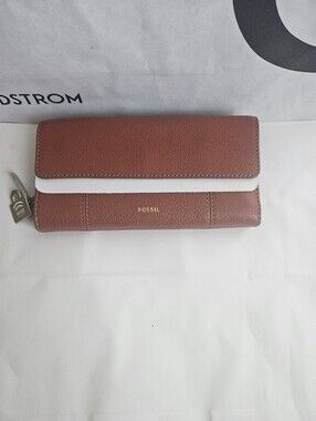 NWT Women's Fossil Jori RFID Flap Clutch Wallet Red Clay SWL3009619